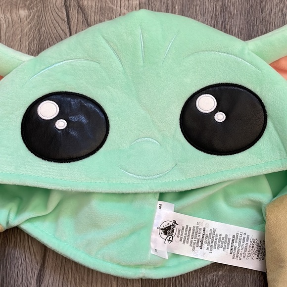 Brand New Star Wars Disney Grogu The Child Yoda Character Hat With Moveable Ears - Picture 3 of 6